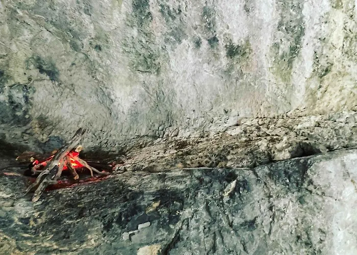 Nocleg ze śniadaniem La Grotte 3*